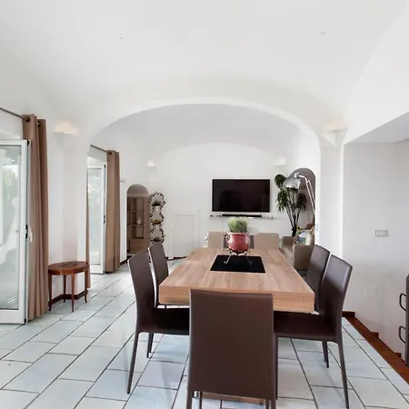 Faraglionensis Monaconehouse Κάπρι