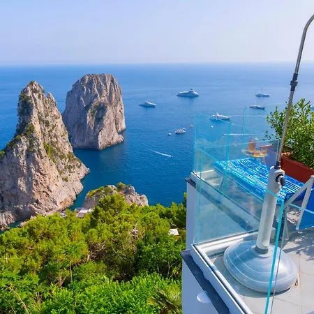 Faraglionensis Monaconehouse Κάπρι