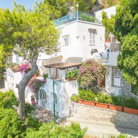 Βίλα Faraglionensis Monaconehouse *