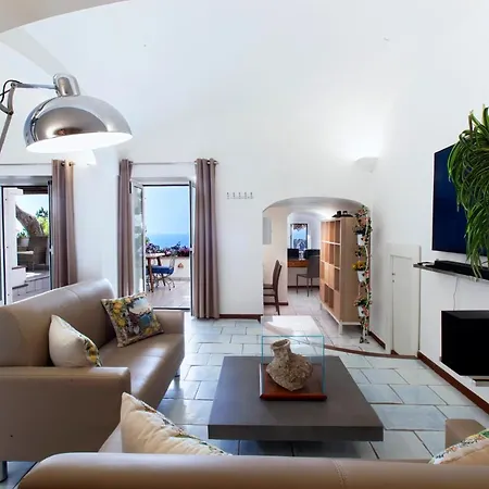 Faraglionensis Monaconehouse * Κάπρι