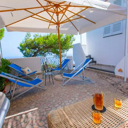 Faraglionensis Monaconehouse Κάπρι